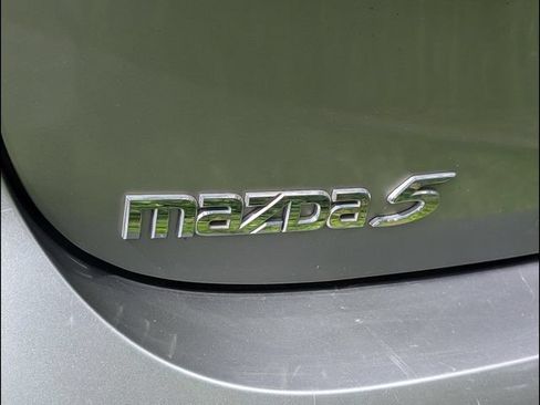 Used 2012 MAZDA MAZDA5 Sport FWD image 18