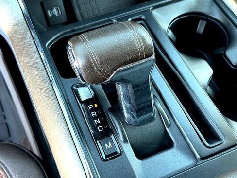 Used 2022 Ford F150 King Ranch w/ Equipment Group 601A High AWD/4WD image 18