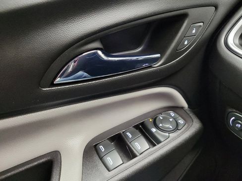 Used 2022 Chevrolet Equinox LS AWD/4WD image 27