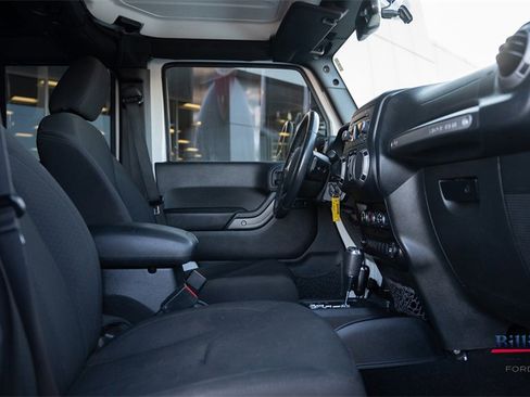 Used 2016 Jeep Wrangler Unlimited Sport w/ Quick Order Package 24S image 13