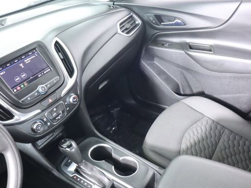 Used 2021 Chevrolet Equinox LT image 28
