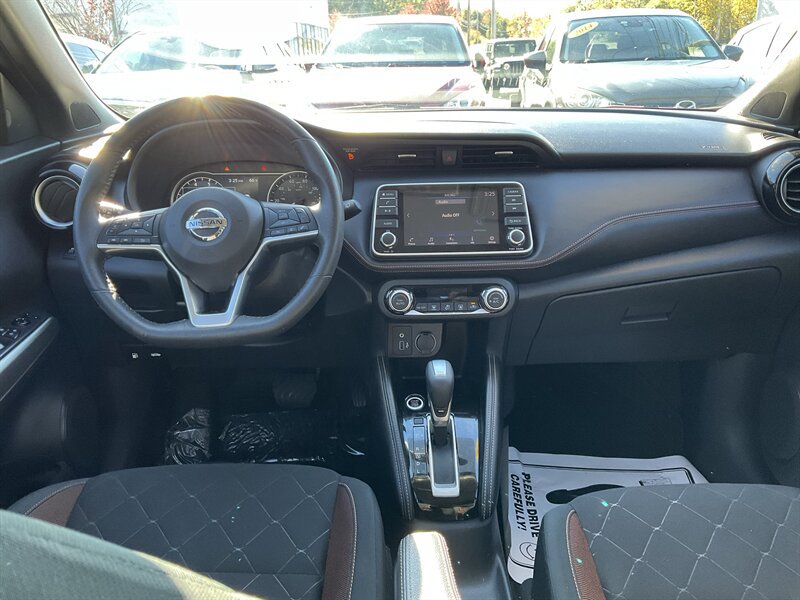 Used 2019 Nissan Kicks SR FWD image 13
