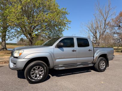 Used 2015 Toyota Tacoma PreRunner w/ SR5 Package