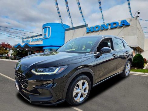 Used 2025 Honda HR-V LX image 1