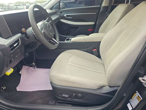 Used 2024 Hyundai Sonata SEL image 16