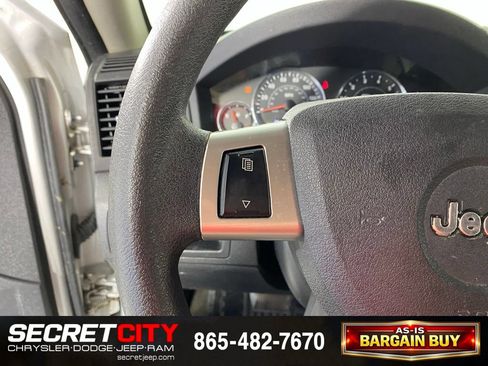 Used 2008 Jeep Grand Cherokee Laredo RWD image 13