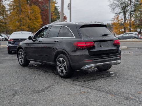 Used 2018 Mercedes-Benz GLC 300 4MATIC image 9