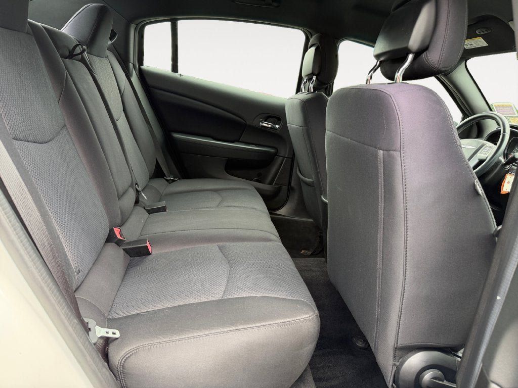 Used 2014 Chrysler 200 Touring FWD image 24