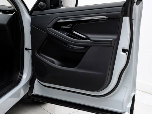 Used 2021 Land Rover Range Rover Evoque S image 42