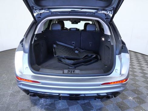 Used 2023 Lincoln Corsair Reserve w/ Equipment Group 202A image 9