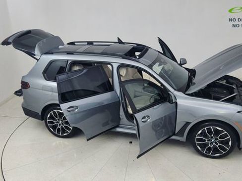 Used 2024 BMW X7 xDrive40i w/ Executive Package AWD/4WD image 92