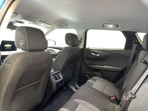Certified 2025 Chevrolet Blazer LT FWD image 13