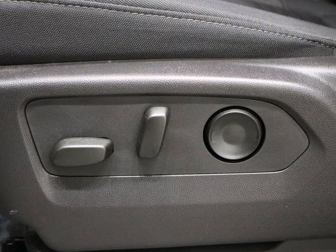 Used 2024 Chevrolet Silverado 1500 Custom w/ Turbomax Blackout Package image 32