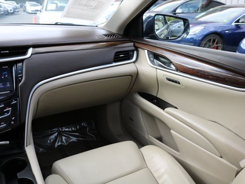 Used 2016 Cadillac XTS Luxury w/ Driver Awareness Package image 25