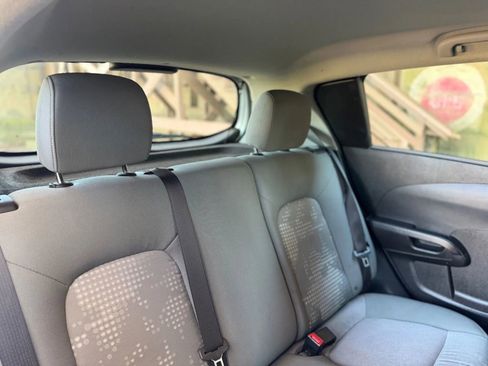 Used 2020 Chevrolet Sonic LT FWD image 23