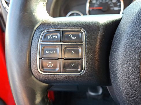 Used 2016 Jeep Wrangler Unlimited Sahara w/ Connectivity Group image 22