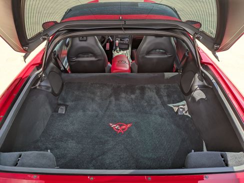 Used 1999 Chevrolet Corvette Coupe w/ Memory Pkg image 23
