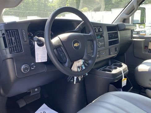 New 2025 Chevrolet Express 3500 w/ Power Convenience Package image 30