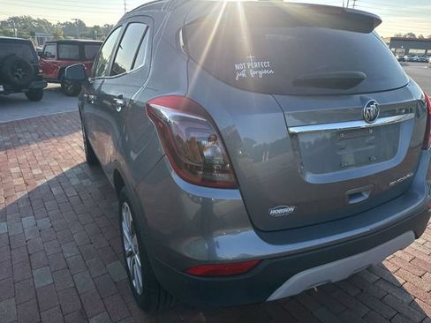 Used 2020 Buick Encore Preferred w/ Safety Package FWD image 10