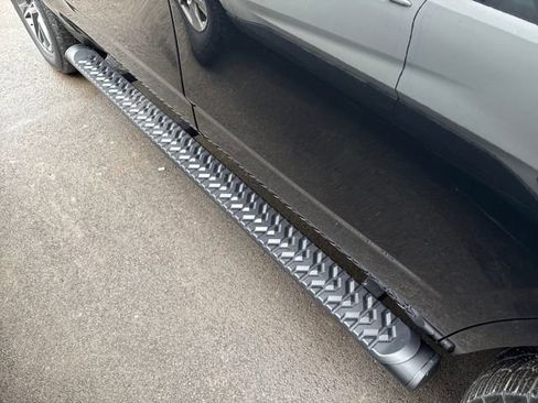 Used 2023 Chevrolet Tahoe Z71 w/ Luxury Package image 11