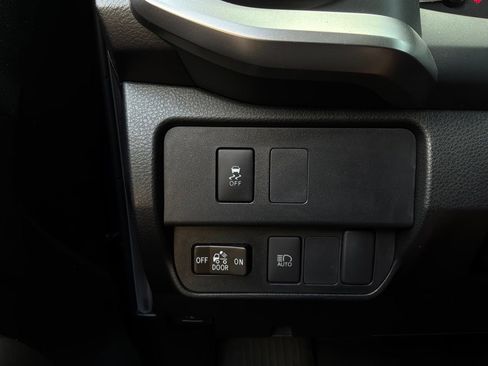 Used 2023 Toyota Tacoma SR5 AWD/4WD image 20
