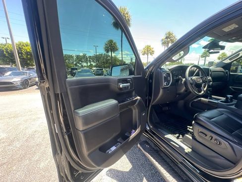 Used 2021 GMC Sierra 1500 Elevation w/ Preferred Package RWD image 14