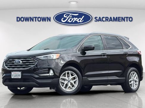 Certified 2022 Ford Edge SEL w/ Convenience Package AWD/4WD image 2