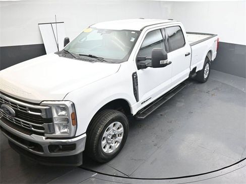 Used 2024 Ford F250 XLT image 24