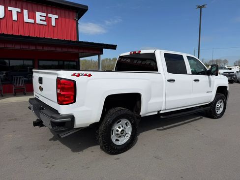 Used 2019 Chevrolet Silverado 2500 W/T image 3