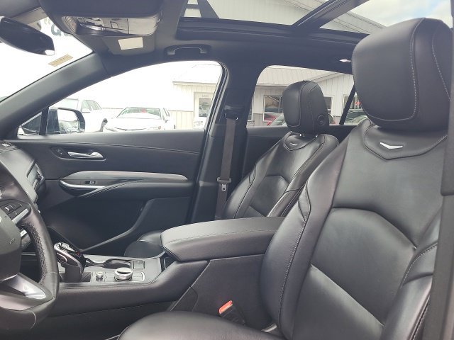 Used 2021 Cadillac XT4 Premium Luxury AWD/4WD image 12