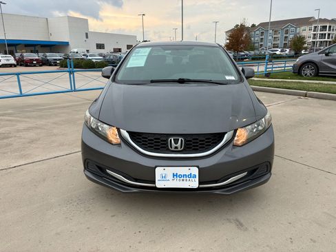 Used 2013 Honda Civic LX image 3