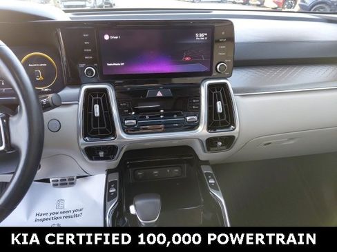 Certified 2021 Kia Sorento SX image 12