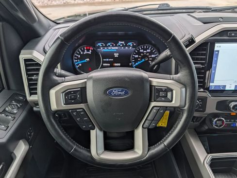 Certified 2022 Ford F250 Lariat w/ Lariat Value Package AWD/4WD image 17