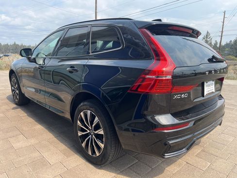 Used 2025 Volvo XC60 B5 Plus AWD/4WD image 4
