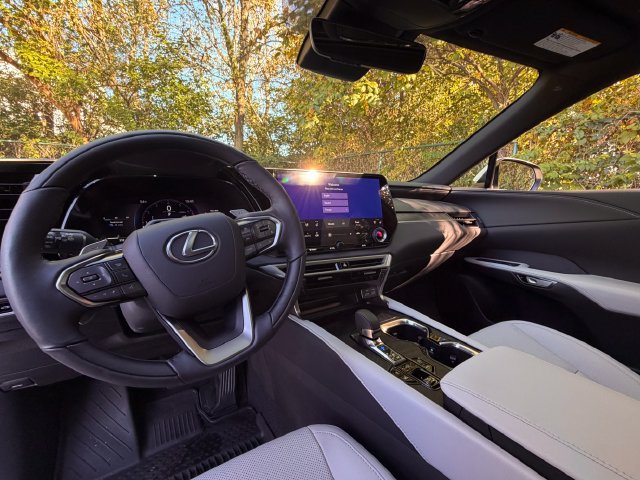 Used 2026 Lexus RX 350 Premium w/ Convenience Package AWD/4WD image 26