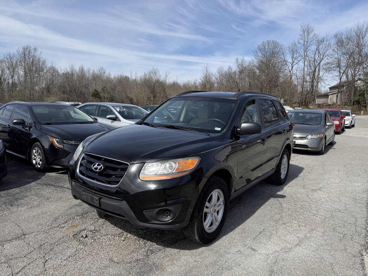 Used 2010 Hyundai Santa Fe GLS FWD image 2