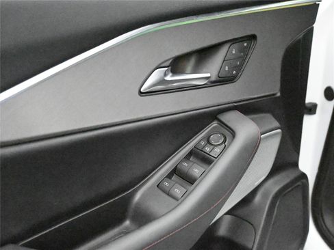 Used 2024 Acura ZDX Type S image 7