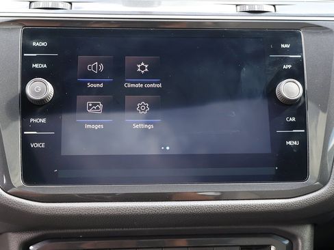 Used 2019 Volkswagen Tiguan SEL Premium R-Line image 56