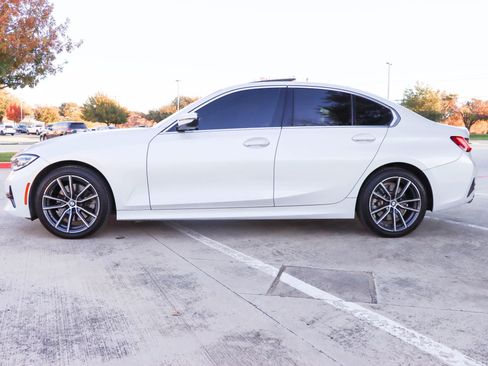 Used 2019 BMW 330i Sedan w/ Convenience Package image 4