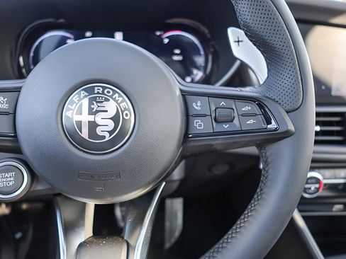 New 2025 Alfa Romeo Giulia RWD image 13