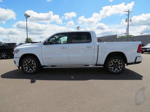 Used 2025 RAM 1500 Laramie w/ Sport Appearance Package AWD/4WD image 5