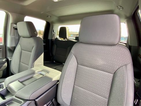 New 2026 GMC Sierra 1500 Elevation image 29