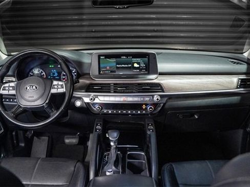 Used 2021 Kia Telluride EX image 26