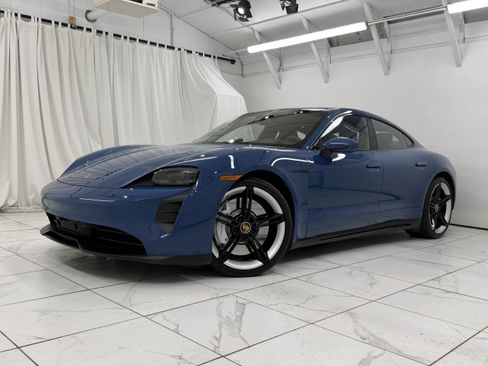 Certified 2023 Porsche Taycan GTS AWD/4WD image 6