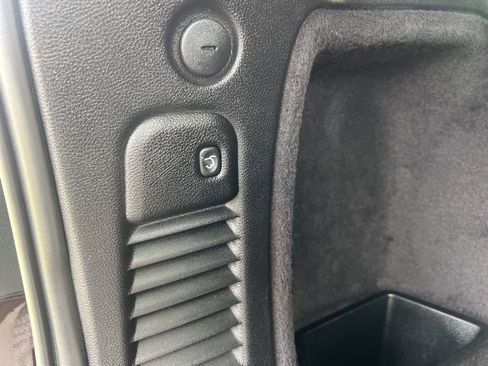 Used 2025 Dodge Durango GT image 57