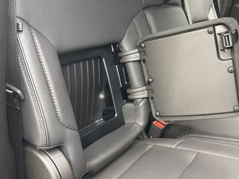 Used 2025 GMC Sierra 3500 Denali w/ Denali Reserve Package image 41