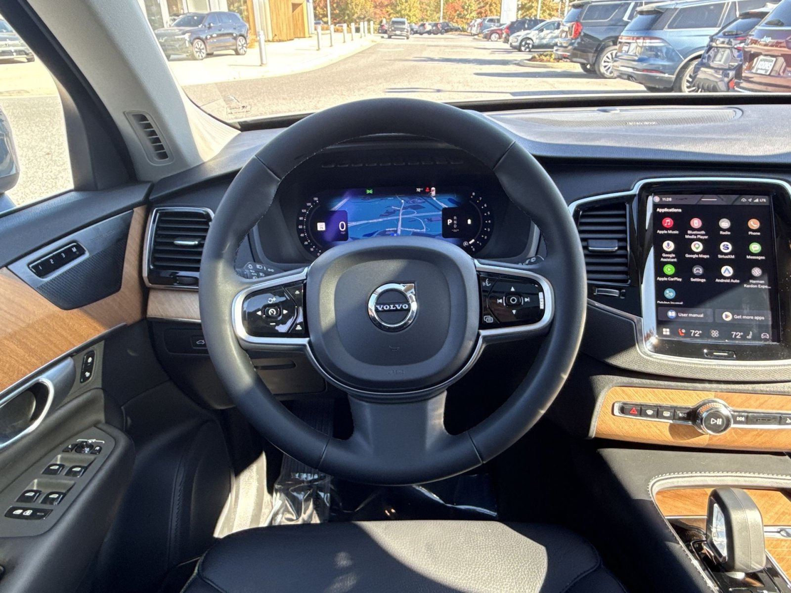 Used 2024 Volvo XC90 B5 Plus w/ Protection Package Premier AWD/4WD image 16