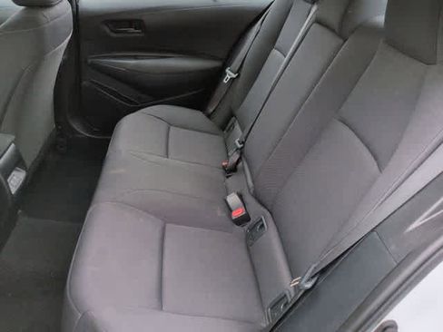 Used 2024 Toyota Corolla LE image 19