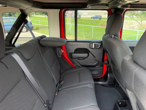 Used 2023 Jeep Wrangler Unlimited Sport AWD/4WD image 29
