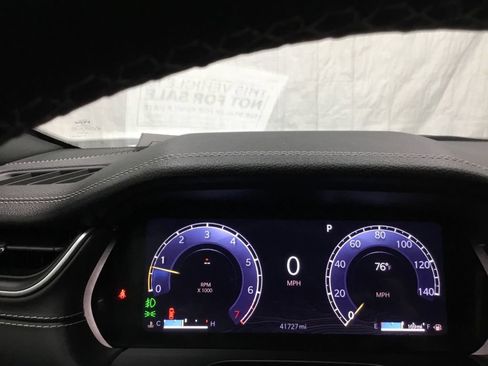 Used 2024 Jeep Grand Cherokee Limited AWD/4WD image 39